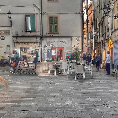Casa Samaky, Pieno Centro, Wifi Gratuito Self Check-In San Remo